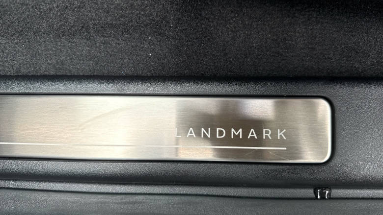 Land Rover Discovery Sport 1.5 P270e Landmark 5dr Auto [5 Seat] Station Wagon